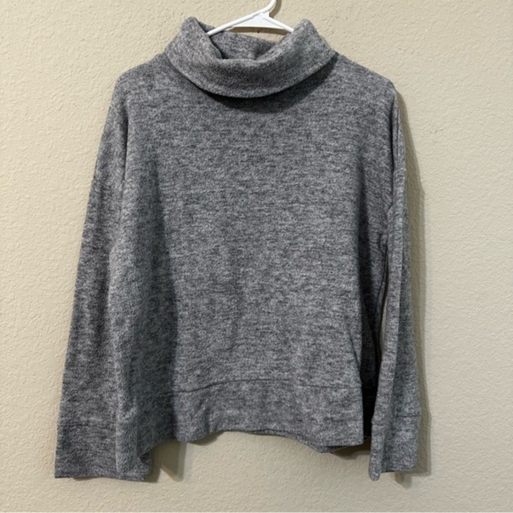 A New Day Gray Turtleneck Sweatshirt Sweater Long Sleeve Space Dyed Cozy Warm
